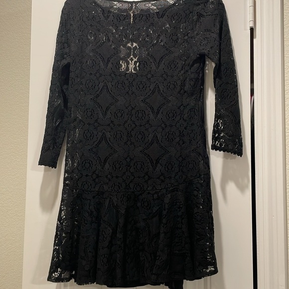 Free People Women’s Mini Dress Size 2 Black Whimsigoth Lace Cotton Ruffle Hem - Picture 5 of 15